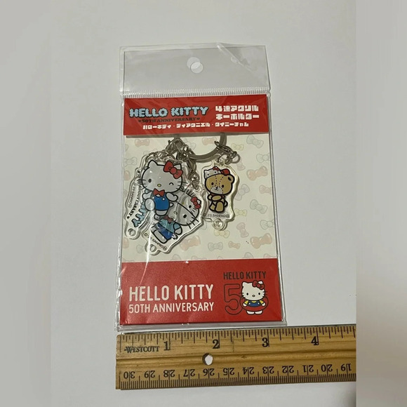 Sanrio Hello Kitty 50th anniversary Keychain - Picture 4 of 5